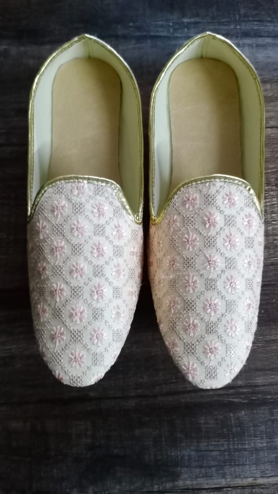 Baby Pink Embroidery Mojadi Shoes for Men at Dapper Ethnic