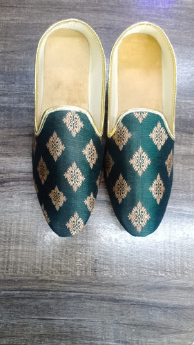 Brocade Silk - Premium Kurta Pyjama - Just $ 75! Shop now at Dapper Ethnic